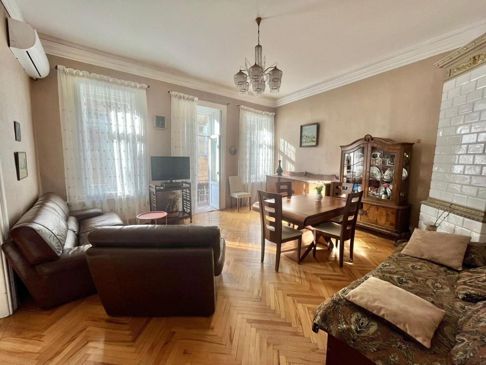 Apartment Down Town Group 第比利斯 外观 照片